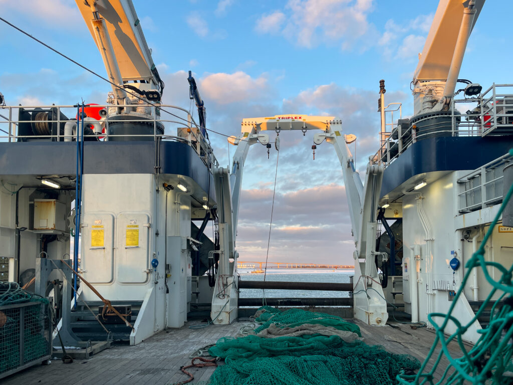 Ute på däck på forskningsfartyget Svea